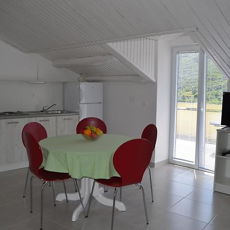 Apartments Petar Draga Bascanska Экстерьер фото