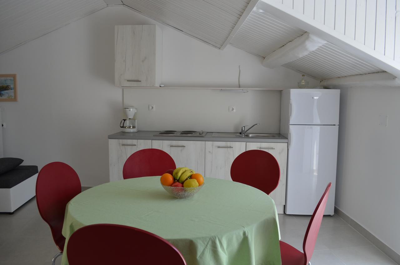 Apartments Petar Draga Bascanska Экстерьер фото