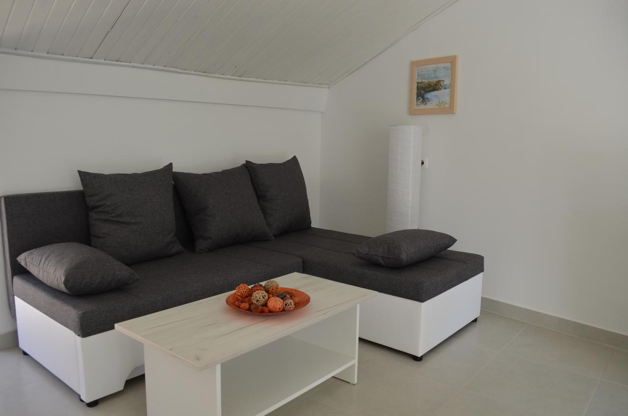 Apartments Petar Draga Bascanska Экстерьер фото