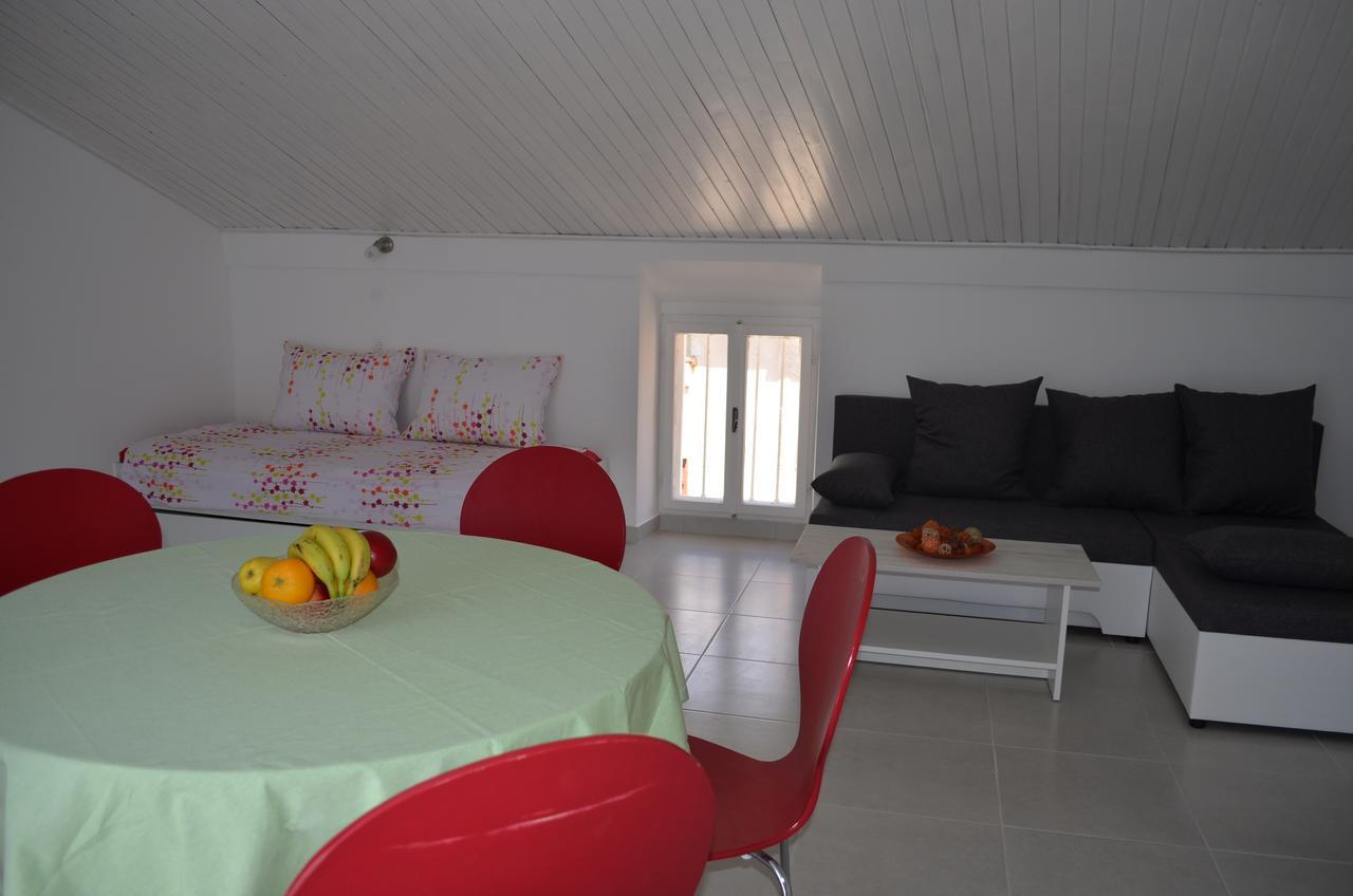 Apartments Petar Draga Bascanska Экстерьер фото