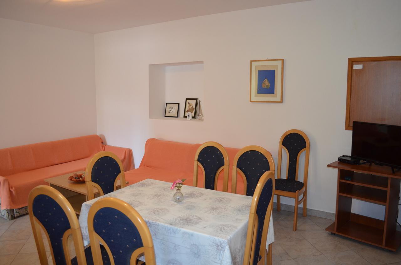 Apartments Petar Draga Bascanska Экстерьер фото